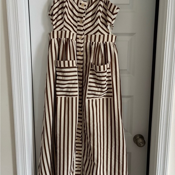 entro Dresses & Skirts - Entro Brown and White Striped Maxi Dress